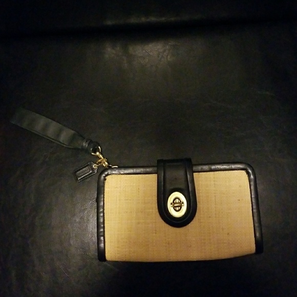 COACH NATURAL STRAW & BLACK LEATHER WRISTLE - Picture 2 of 5